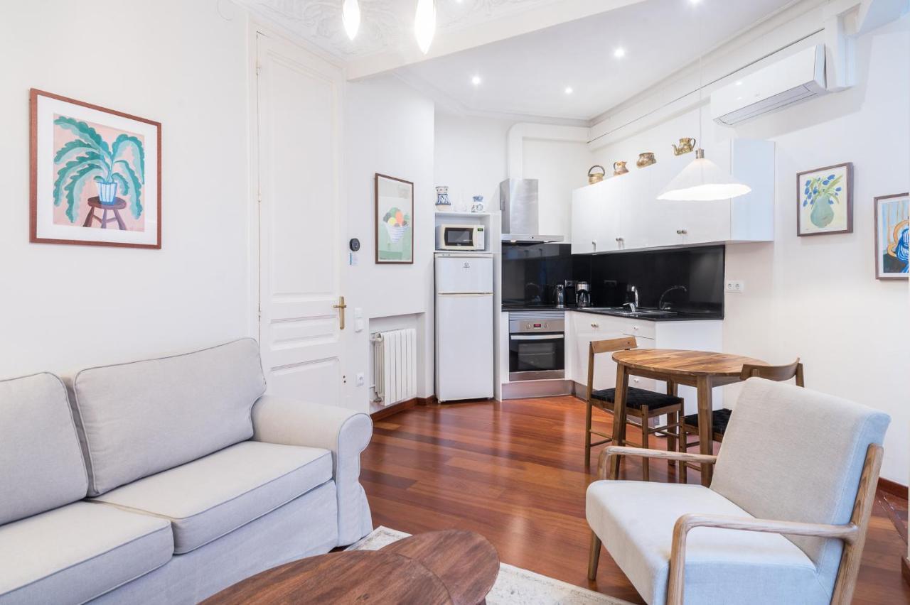 Modernist Apartment In The Best Location برشلونة المظهر الخارجي الصورة
